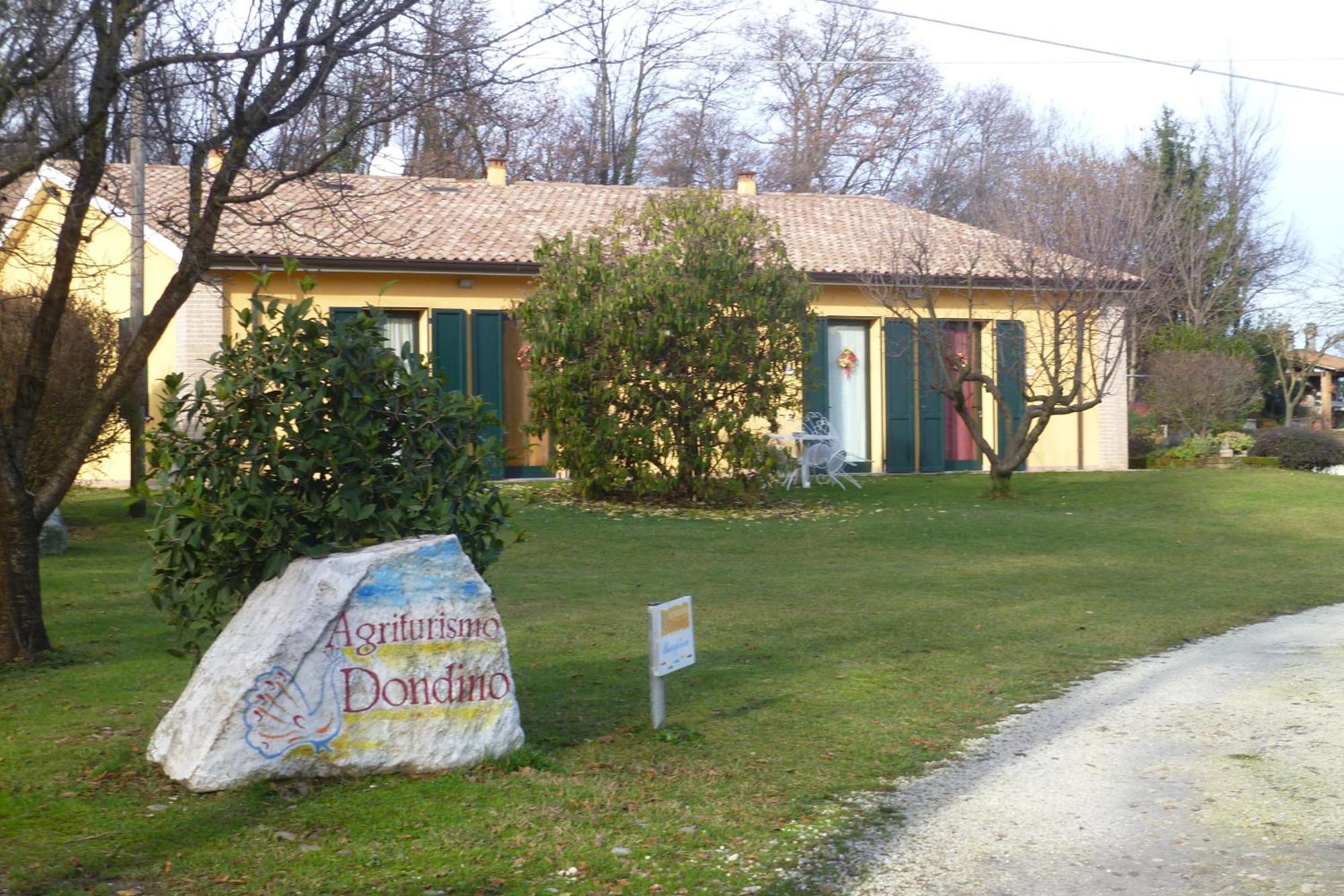 Agriturismo Dondino Cavriana Exteriör bild